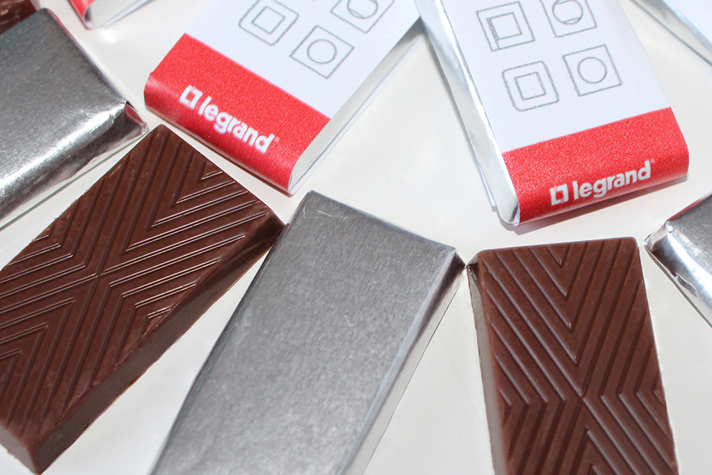 Coffret cadeau d’entreprise Gourmets de France avec chocolats personnalisés