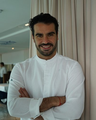 livre groupe hotel hotelier hotellerie sur-mesure lifestyle provence chef gastronomie cuisine etoile gourmets de france 2